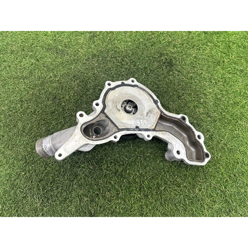 Помпа (система охлаждения) Jeep Grand Cherokee WK2 2017 68311108AA