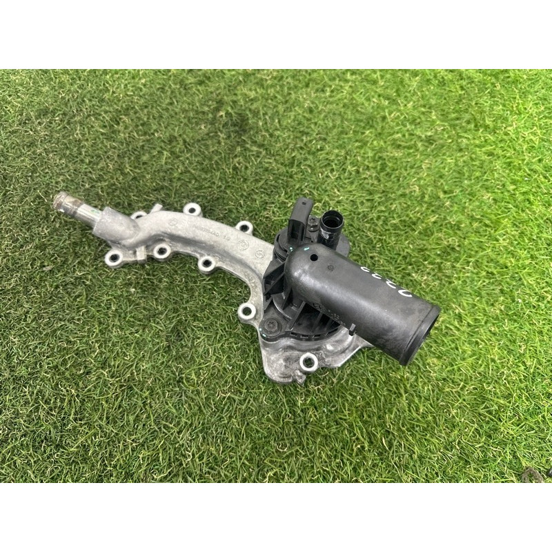 Термостат (система охлаждения) Jeep Grand Cherokee WK2 2017 4893794AD