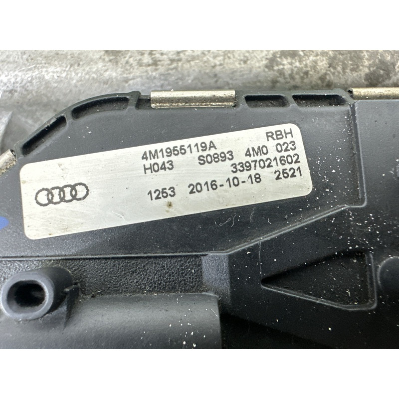 Трапеция дворников (кузов и элементы) AUDI Q7 4M 2017 3.0 CREC 4M1955023B