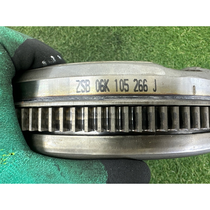 Маховик (двигатель и элементы) AUDI A3 8V 2015 1.8 CNSB 06K105266J