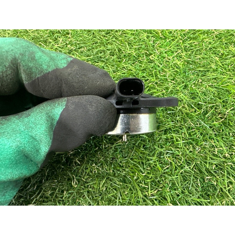 Клапан фазорегулятора (электрика двигателя) Jeep Grand Cherokee WK2 2017 5048045AB