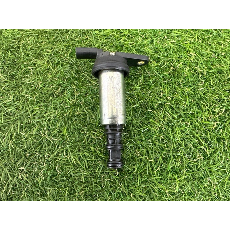 Клапан фазорегулятора (электрика двигателя) Jeep Grand Cherokee WK2 2017 5047897AC