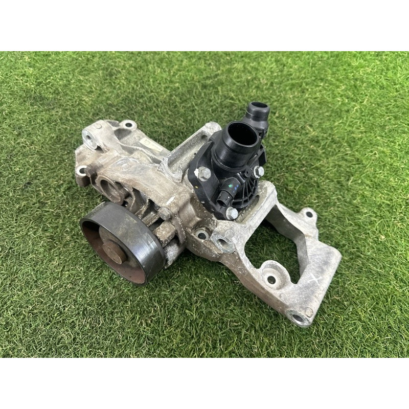 Помпа (система охлаждения) BMW X1 F48 2016 2.0 B46B20 11518601366