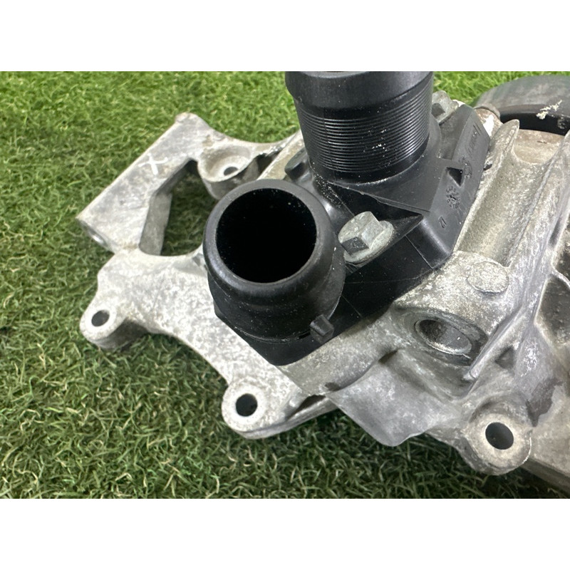 Помпа (система охлаждения) BMW X1 F48 2016 2.0 B46B20 11518601366