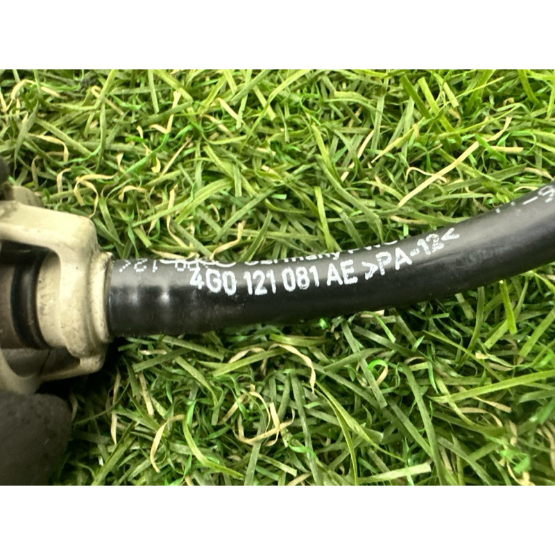 Трубка системы охлаждения (система охлаждения) AUDI A7 4G 2012 3.0 CGXB 4G0121081AE