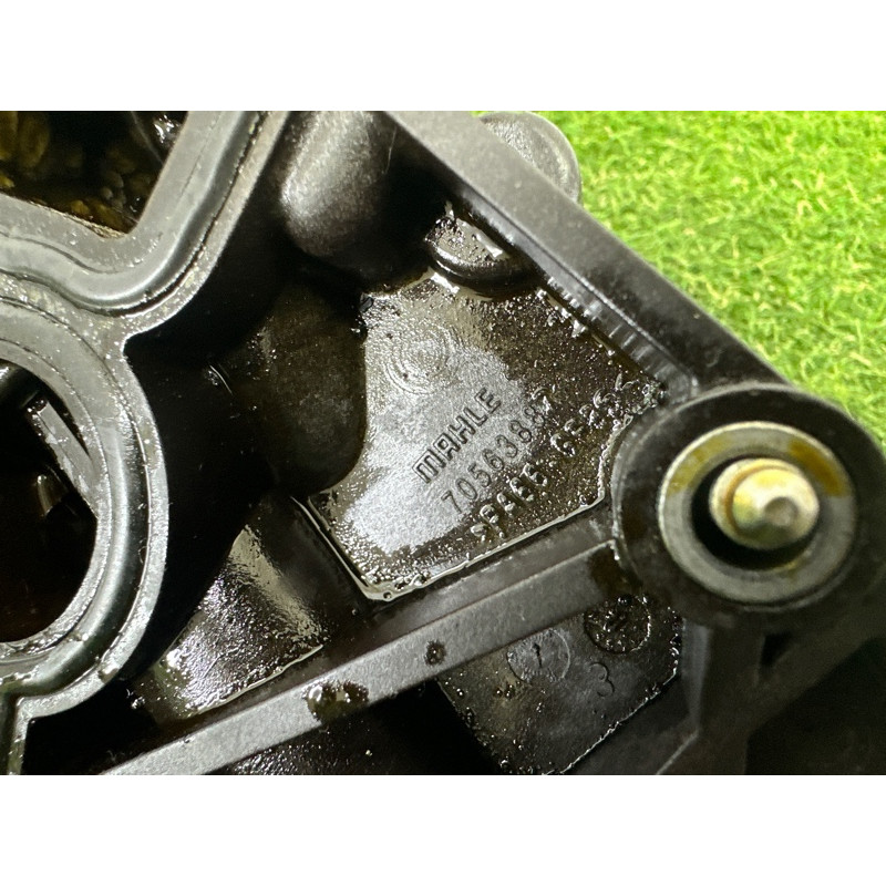 Корпус масляного фильтра (двигатель и элементы) BMW X1 F48 2016 2.0 B46B20 11428585235