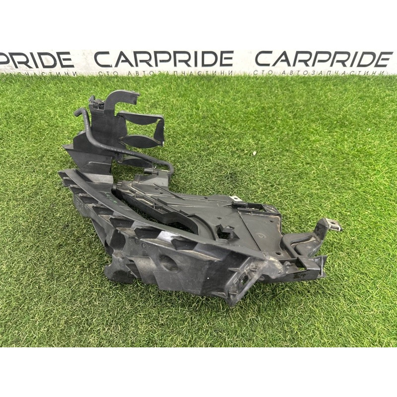 Кронштейн фары (кузов и элементы) AUDI A4 B8 2012 2.0 CAEB 8K0805607C