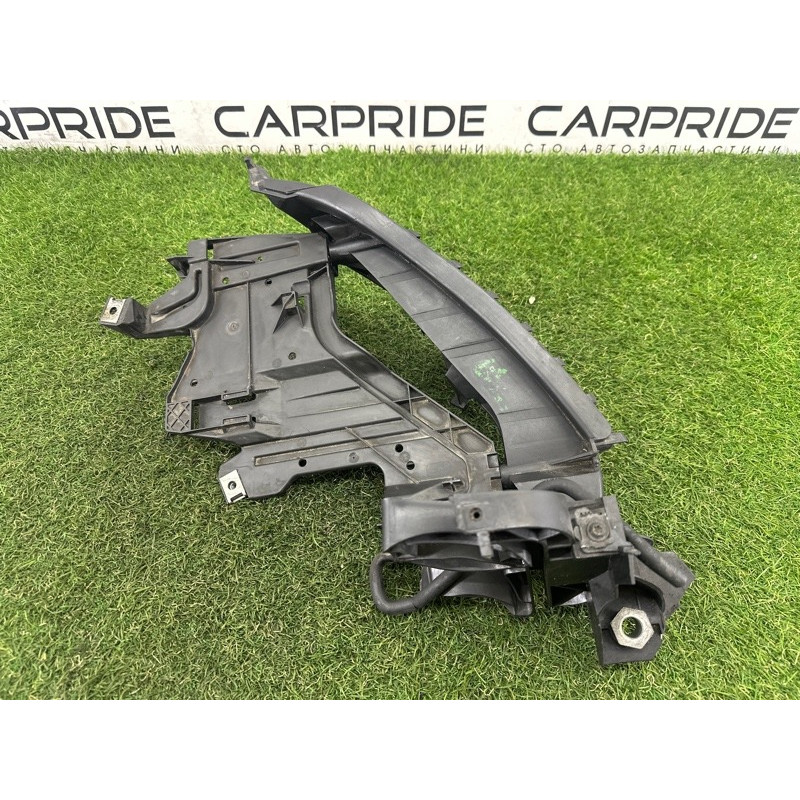 Кронштейн фары (кузов и элементы) AUDI A4 B8 2012 2.0 CAEB 8K0805607C