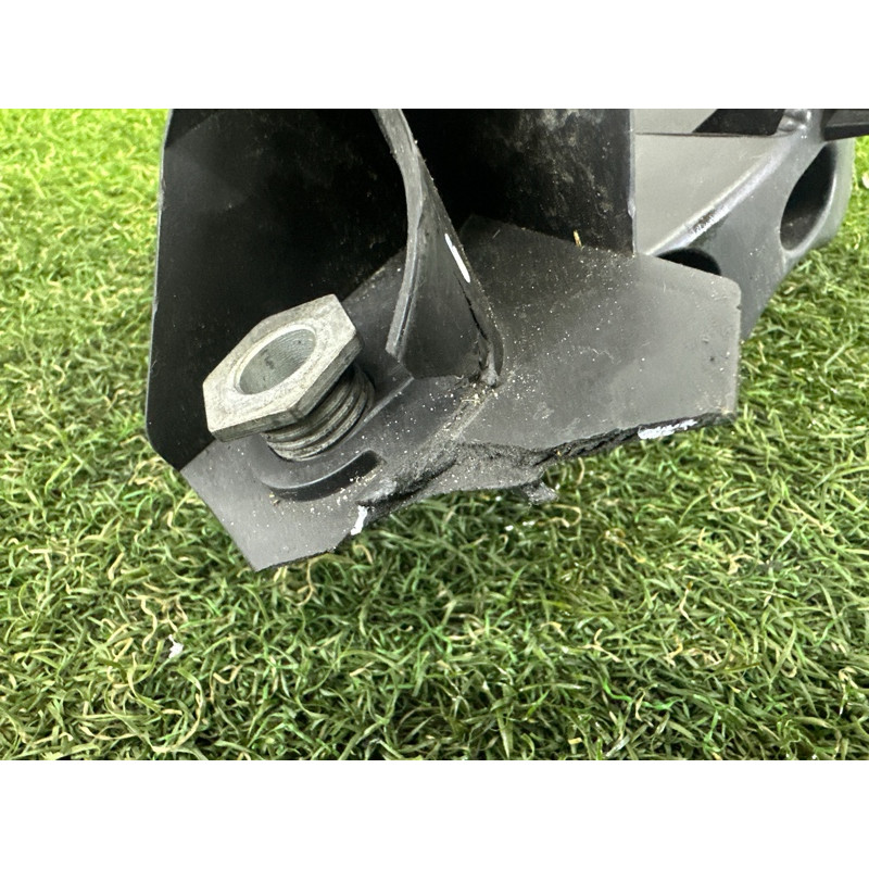 Кронштейн фары (кузов и элементы) AUDI A4 B8 2012 2.0 CAEB 8K0805607C