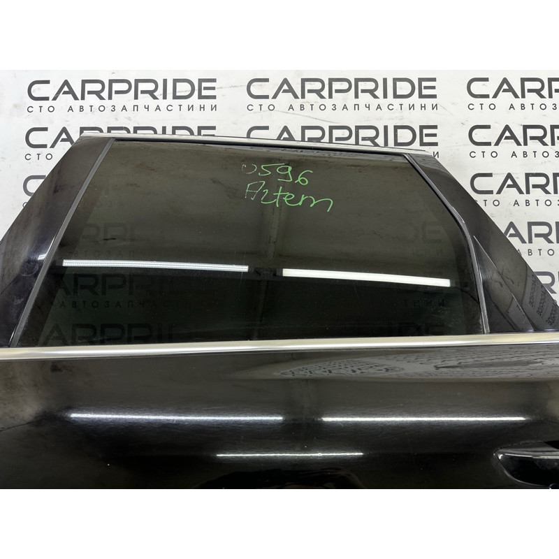 Дверь (наружные элементы кузова) Volkswagen Touareg NF 2012 3.6 CGRA 7P0833055