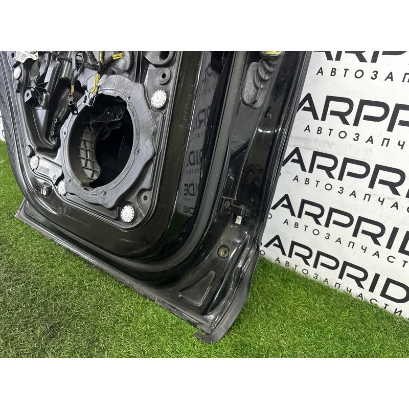 Дверь (наружные элементы кузова) Volkswagen Touareg NF 2012 3.6 CGRA 7P0833055