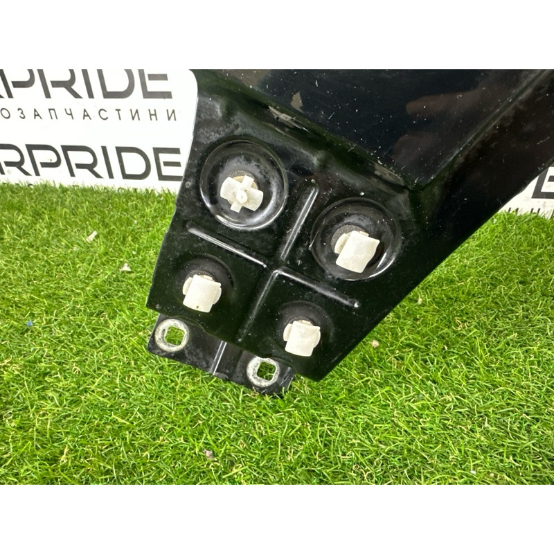 Крыло (наружные элементы кузова) Volkswagen Touareg NF 2012 3.6 CGRA 7P6821106E