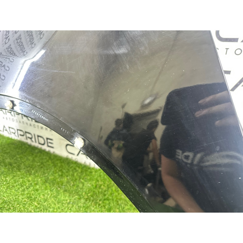 Крыло (наружные элементы кузова) Volkswagen Touareg NF 2012 3.6 CGRA 7P6821105E