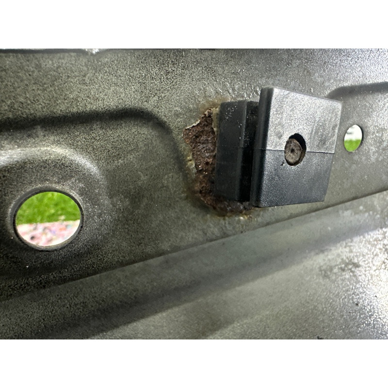 Крыло (наружные элементы кузова) Volkswagen Touareg NF 2012 3.6 CGRA 7P6821105E