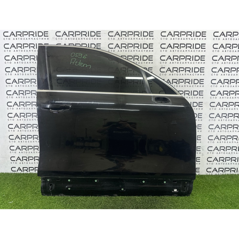 Дверь (наружные элементы кузова) Volkswagen Touareg NF 2012 3.6 CGRA 7P0831056