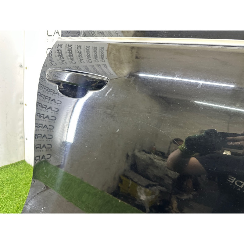 Дверь (наружные элементы кузова) Volkswagen Touareg NF 2012 3.6 CGRA 7P0831056