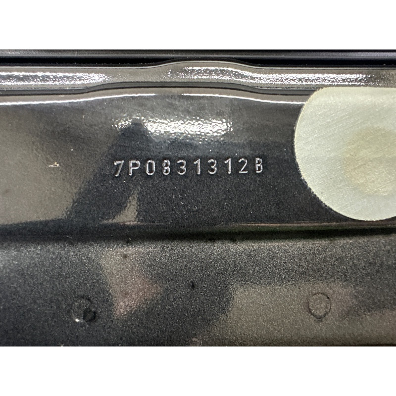 Дверь (наружные элементы кузова) Volkswagen Touareg NF 2012 3.6 CGRA 7P0831056