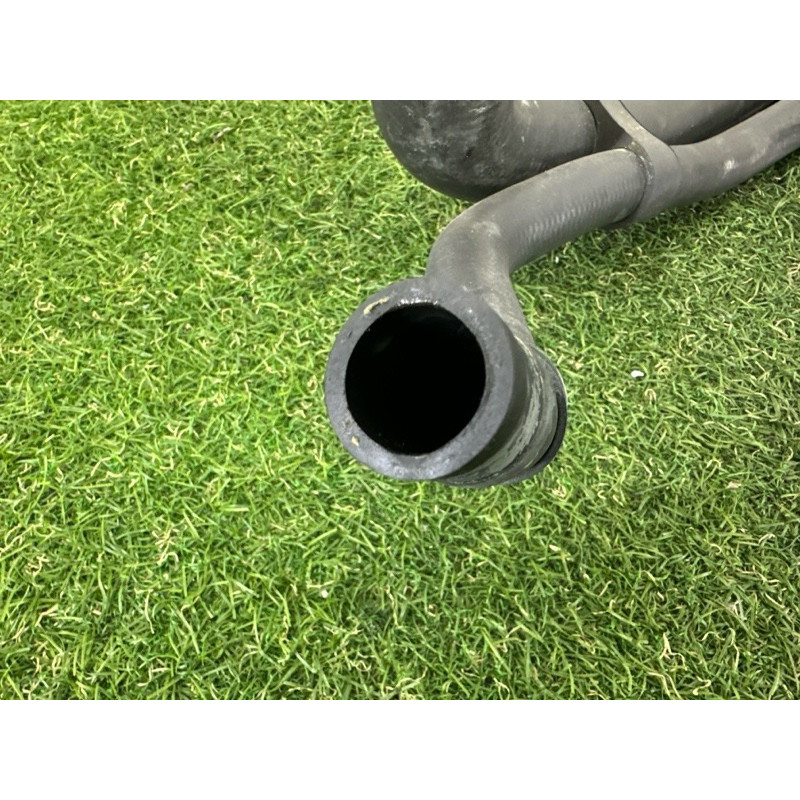 Патрубок (система охлаждения) Volkswagen Touareg NF 2012 3.6 CGRA 7P6122101M