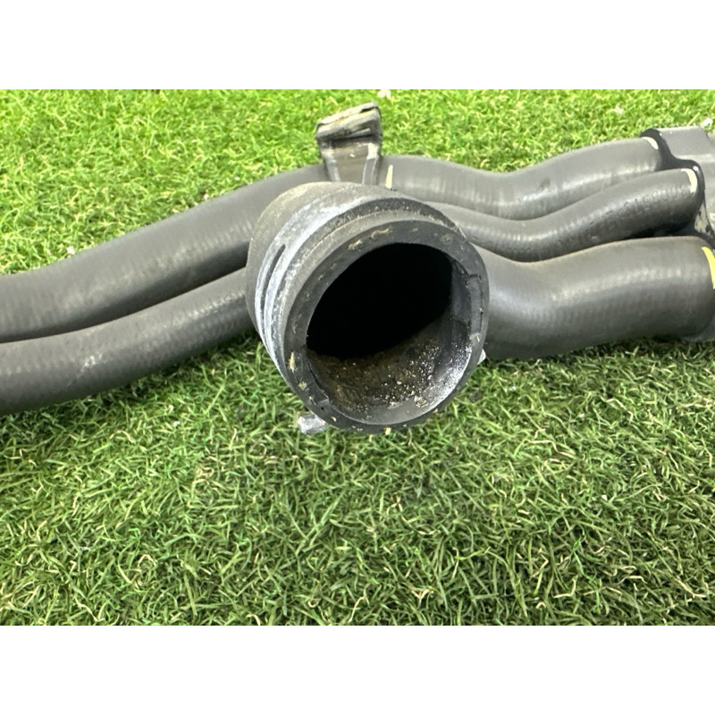 Патрубок (система охлаждения) Volkswagen Touareg NF 2012 3.6 CGRA 7P6122101M