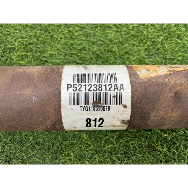 Карданный вал (трансмиссия) Dodge Durango WD 2015 5.7 HEMi 52123812aa