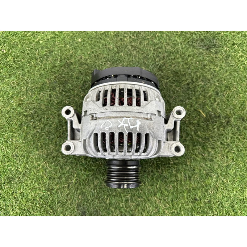 Генератор (электрика) AUDI A4 B8 2012 2.0 CAEB 06H903016L