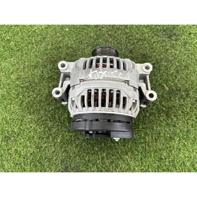 Генератор (электрика) AUDI A4 B8 2012 2.0 CAEB 06H903016L