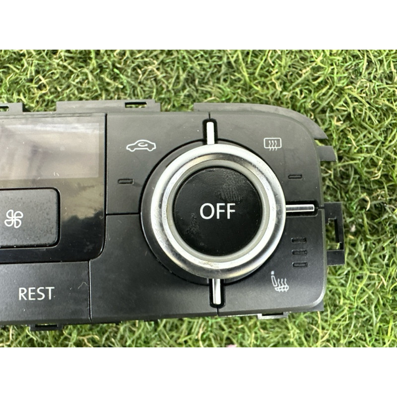 Блок управления климат-контролем (электрика / блоки управления) Volkswagen Touareg NF 2012 3.6 CGRA 7P6907040BA