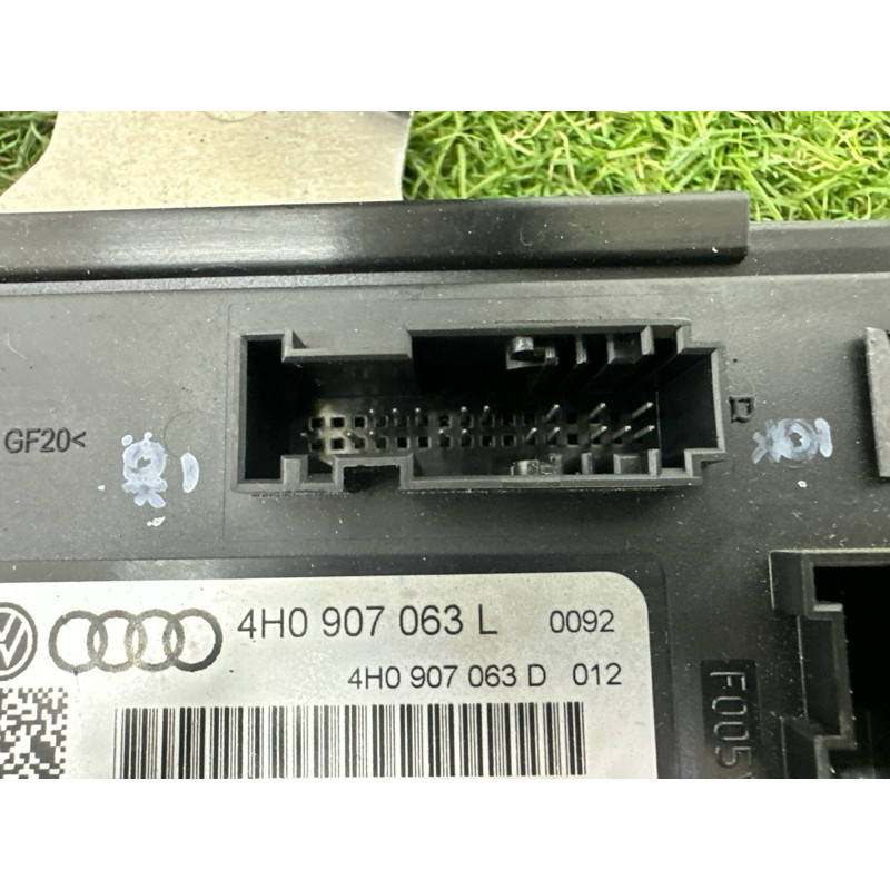 Модуль BCM (электрика / блоки управления) Volkswagen Touareg NF 2012 3.6 CGRA 4H0907063L