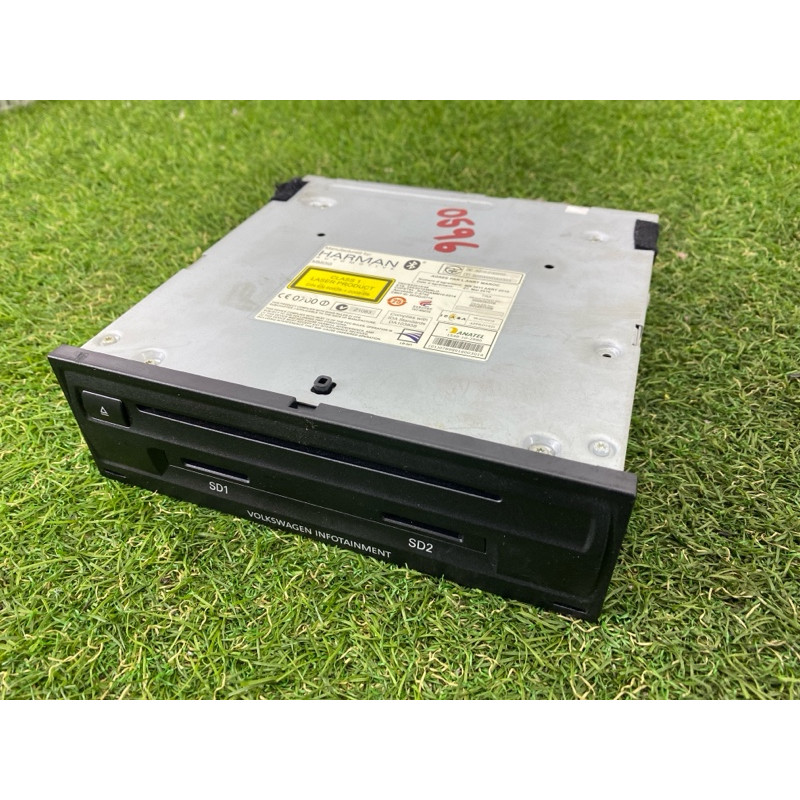 Блок управления мультимедиа (электрика / блоки управления) Volkswagen Touareg NF 2012 3.6 CGRA 7P6035664B