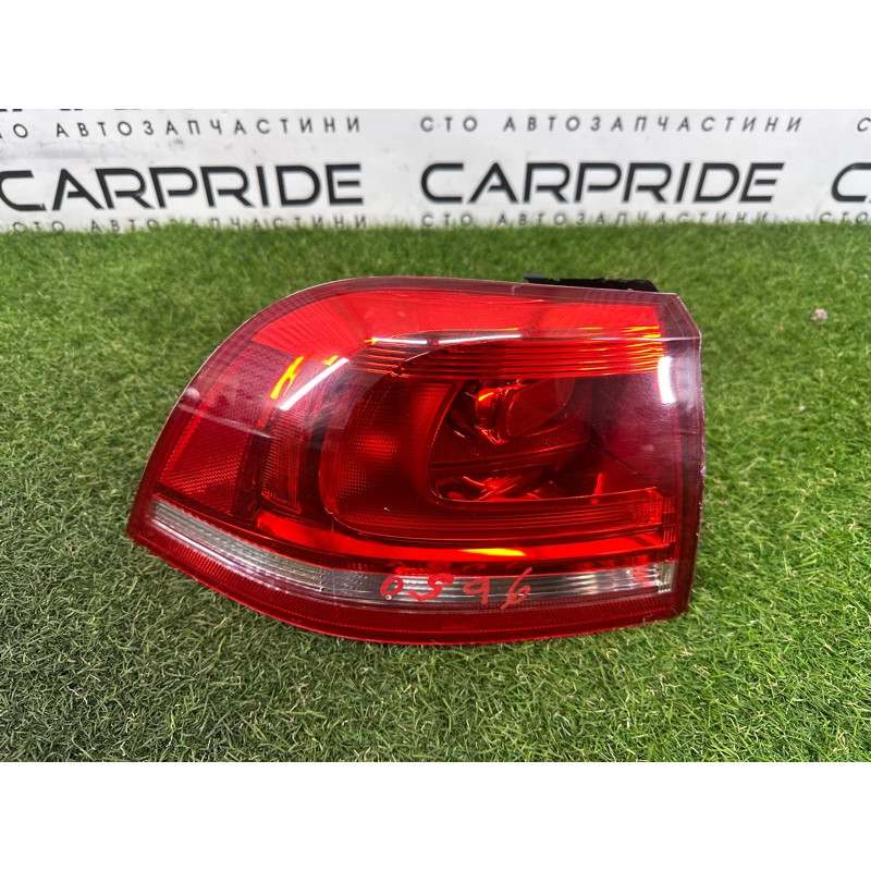 Задний фонарь (оптика) Volkswagen Touareg NF 2012 3.6 CGRA 7P6945095E