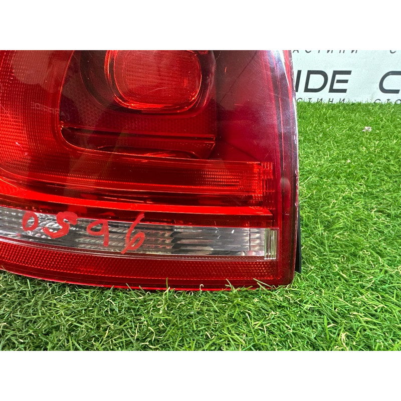 Задний фонарь (оптика) Volkswagen Touareg NF 2012 3.6 CGRA 7P6945095E