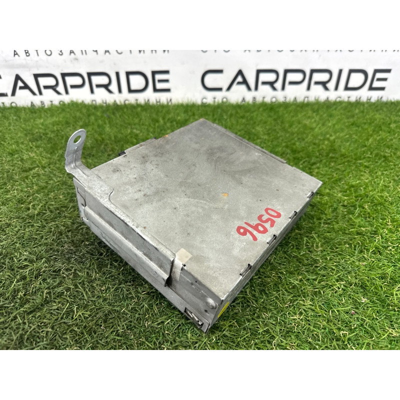 Блок радиоприемника (электрика / блоки управления) Volkswagen Touareg NF 2012 3.6 CGRA 4G0035080B