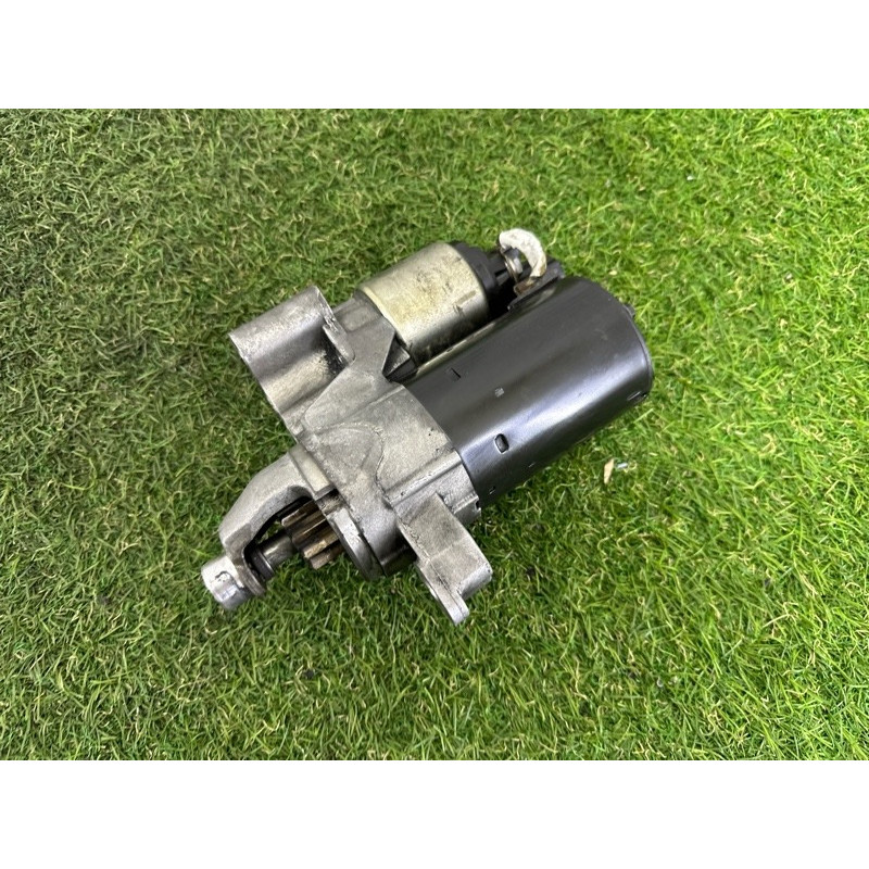 Стартер (электрика) AUDI A4 B8 2012 2.0 CAEB 06H911021A