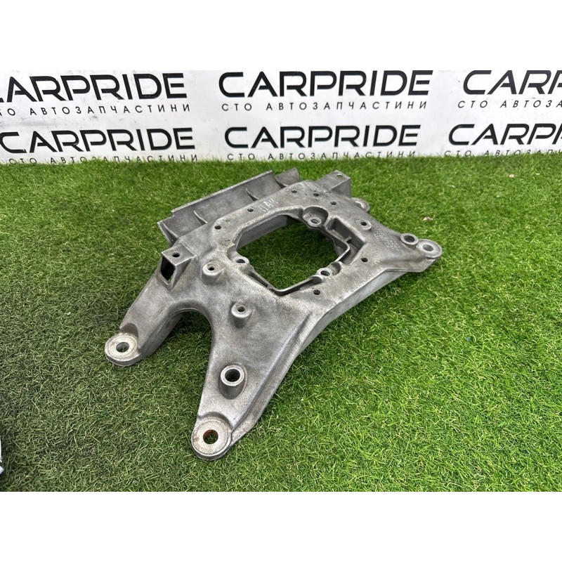 Кронштейн КПП (трансмиссия) AUDI A4 B8 2012 2.0 CAEB 8K0399263K