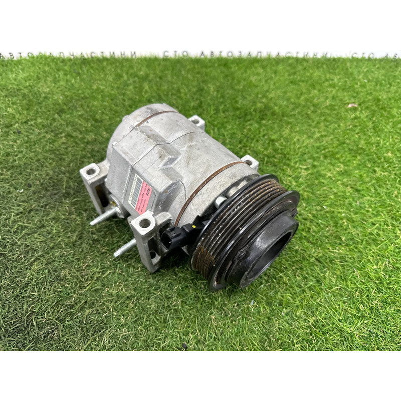 Компрессор кондиционера (отопление и кондиционирование) Jeep Grand Cherokee WK2 2020 3.6 68251534AE