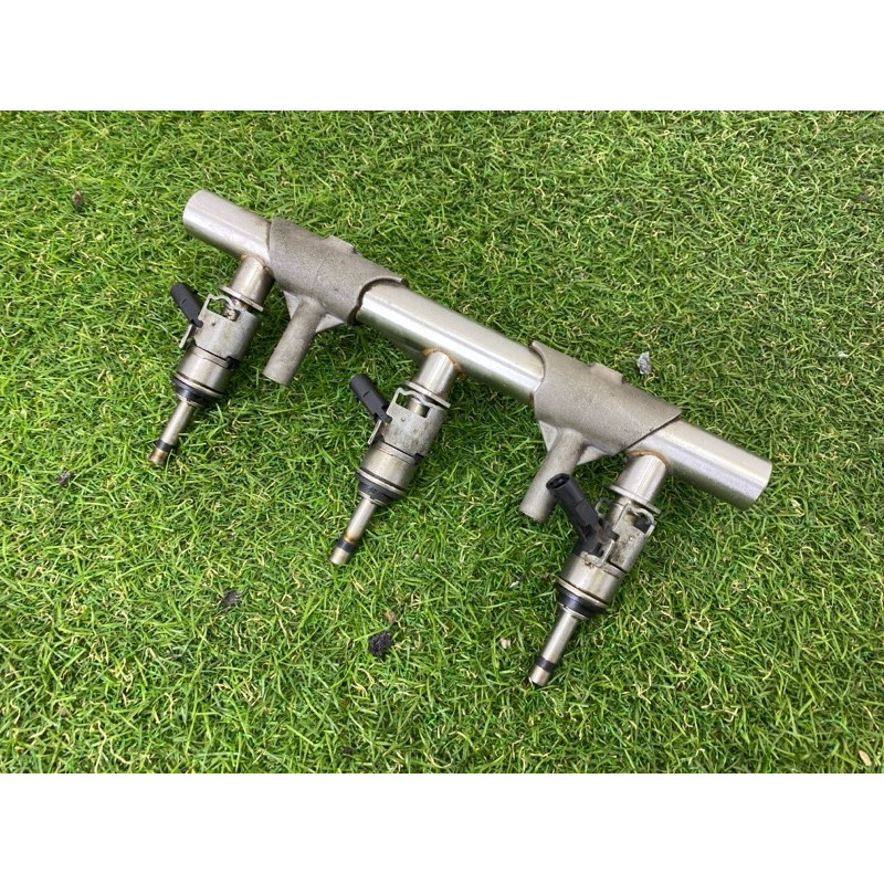 Топливная рампа (топливная система) AUDI Q7 4M 2017 3.0 CREC 06E130090AJ