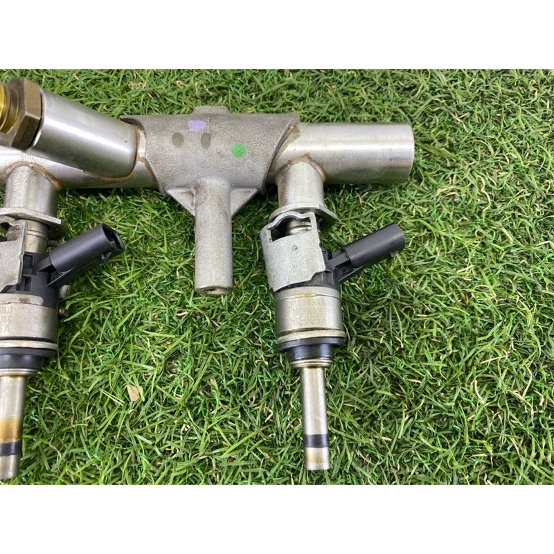 Топливная рампа (топливная система) AUDI Q7 4M 2017 3.0 CREC 06E130090AJ