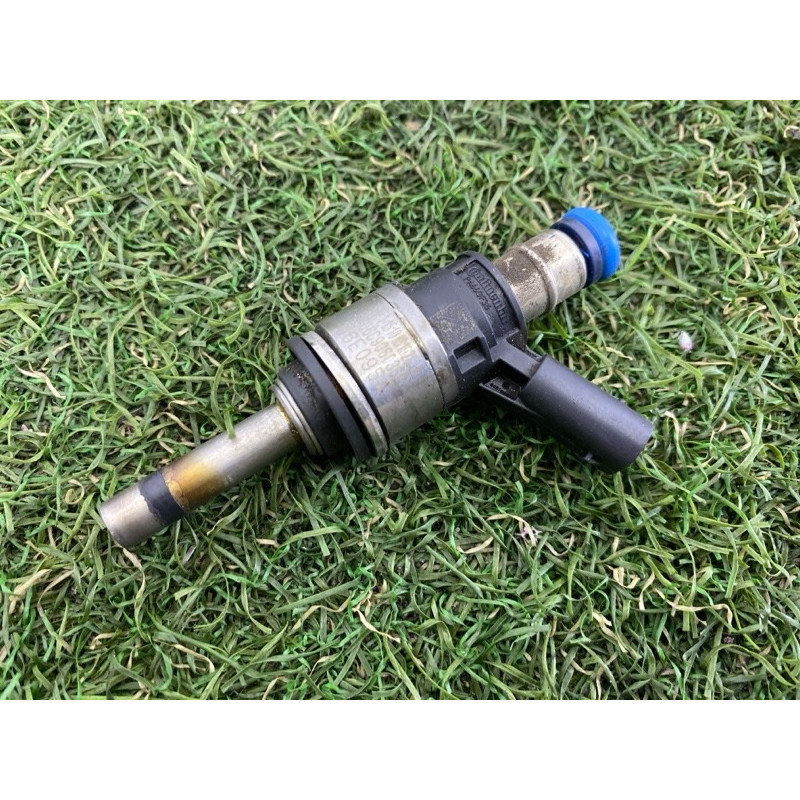 Топливная рампа (топливная система) AUDI Q7 4M 2017 3.0 CREC 06E130090AJ