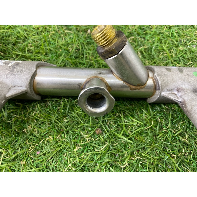 Топливная рампа (топливная система) AUDI Q7 4M 2017 3.0 CREC 06E130090AJ