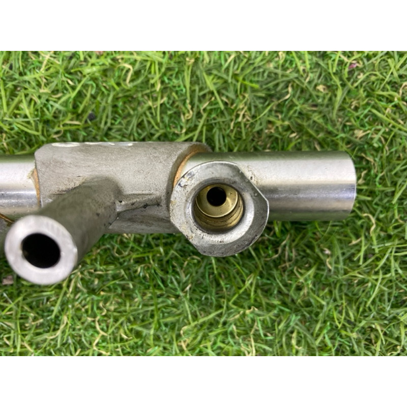 Топливная рампа (топливная система) AUDI Q7 4M 2017 3.0 CREC 06E130089AF