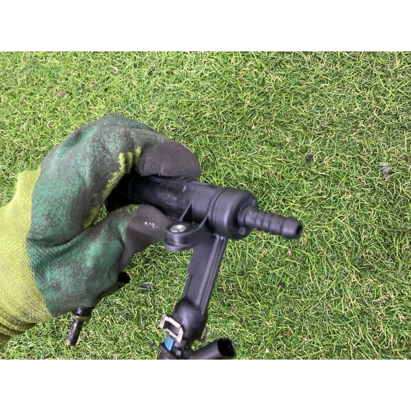 Топливная рампа (топливная система) AUDI Q7 4M 2017 3.0 CREC 06E133681L