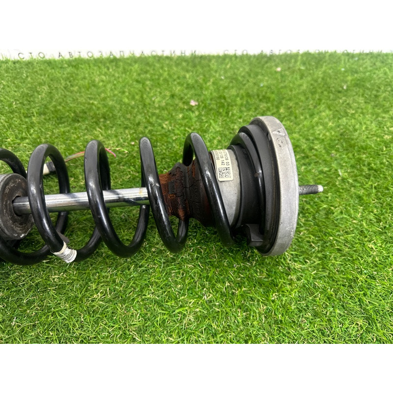 Амортизатор в сборе (подвеска) BMW 7-series F01 2011 3.0 N54 37126796928