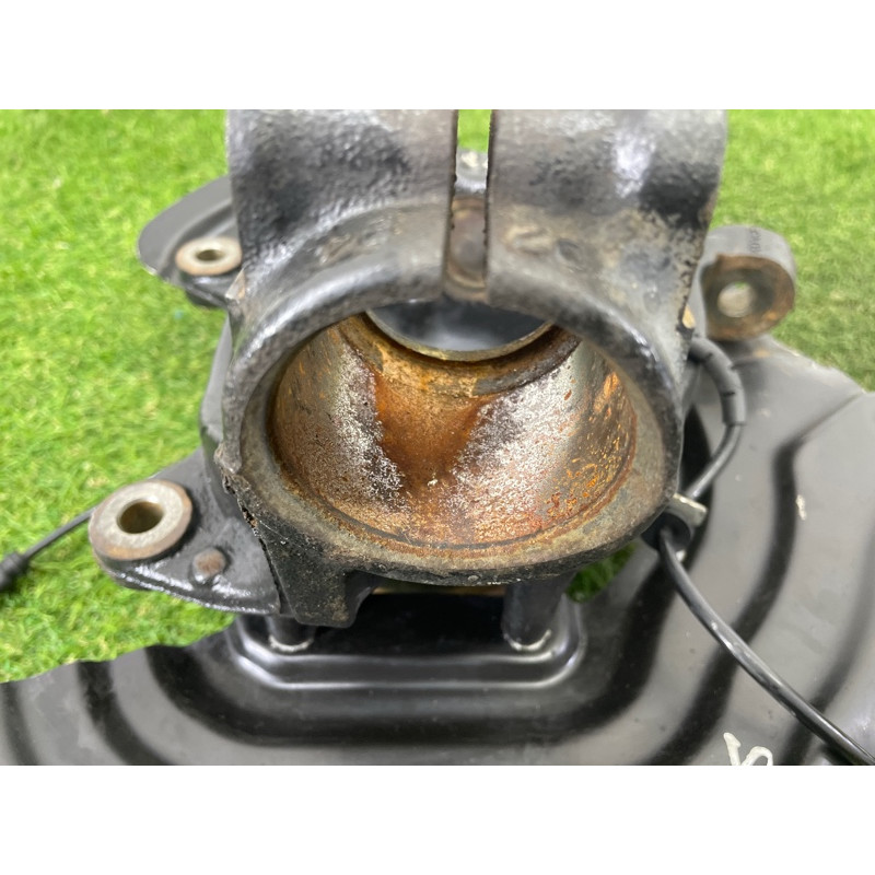 Поворотный кулак (подвеска) BMW X3 F25 2013 3.0 N55B30 31216855954