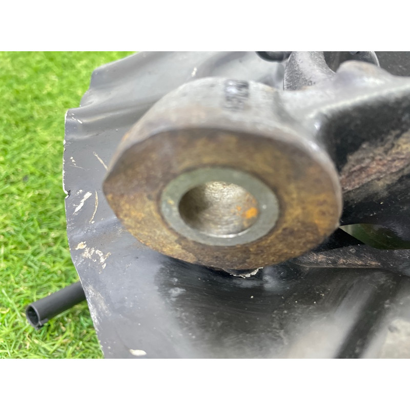 Поворотный кулак (подвеска) BMW X3 F25 2013 3.0 N55B30 31216855954