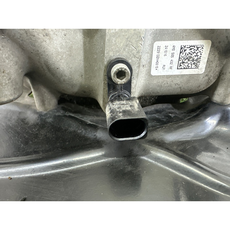 Цапфа подвески (подвеска) AUDI Q7 4M 2017 3.0 CREC 4M0505432AF