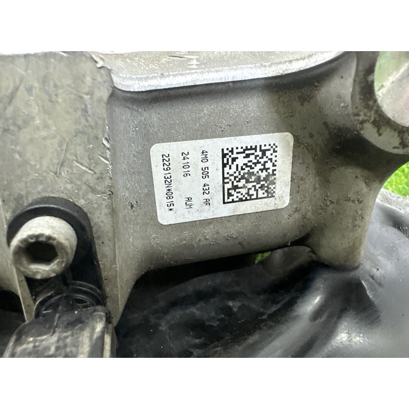 Цапфа подвески (подвеска) AUDI Q7 4M 2017 3.0 CREC 4M0505432AF