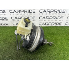 Вакуумный усилитель тормозов в сборе