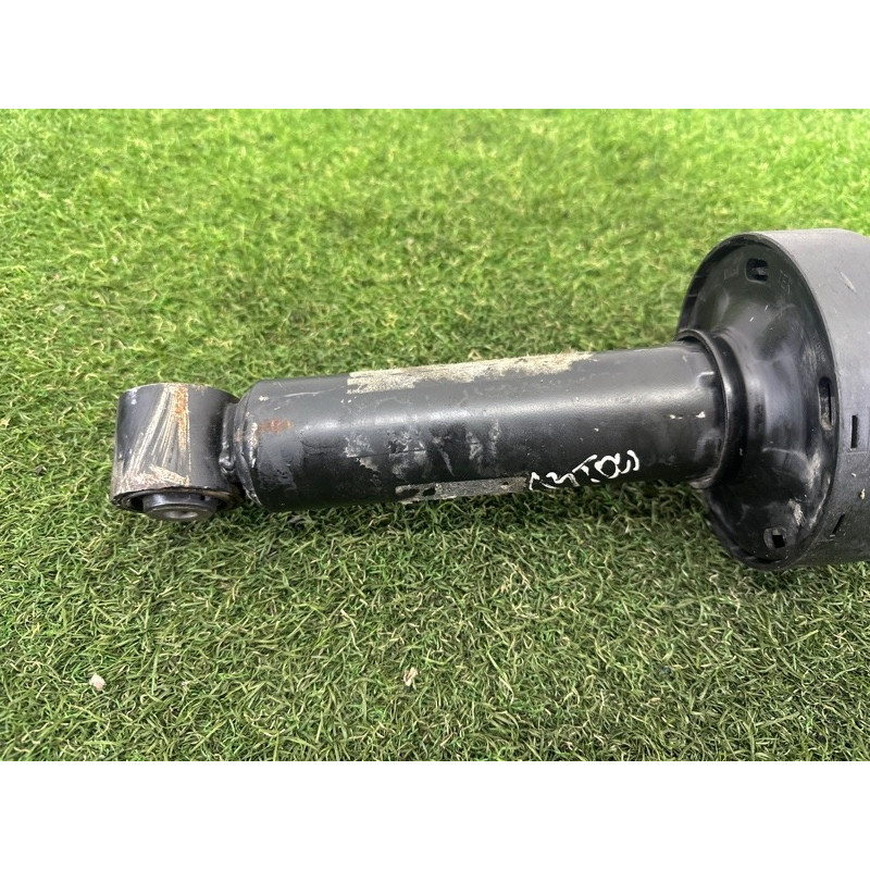 Амортизатор в сборе (подвеска) Volkswagen Touareg NF 2015 3.6 CGRA 7P6513029BG