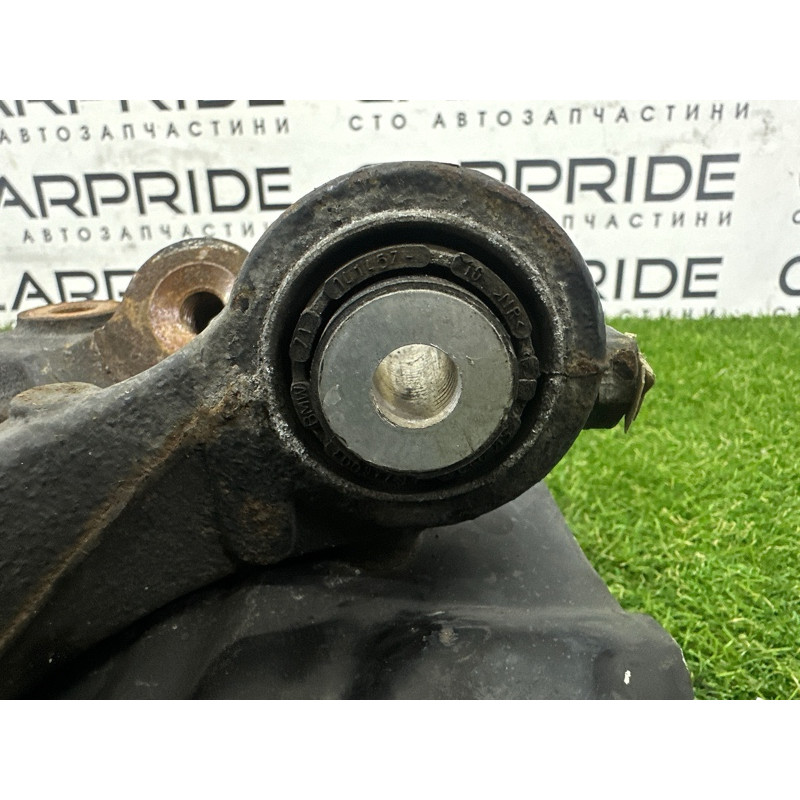 Цапфа подвески (подвеска) BMW X3 F25 2013 3.0 N55B30 33406797570