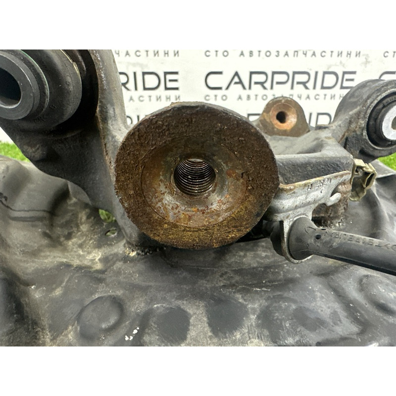 Цапфа подвески (подвеска) BMW X3 F25 2013 3.0 N55B30 33406797570